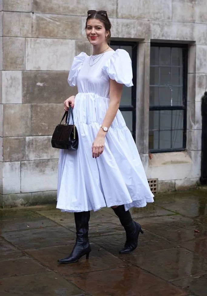 公主穿娃娃裙,穿娃娃裙美得认不出