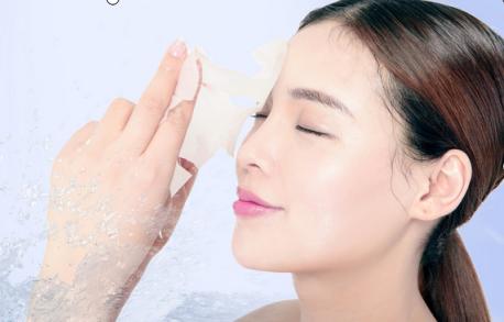 艾芙芷指南：天生皮肤黑的人，可以后天变白吗？