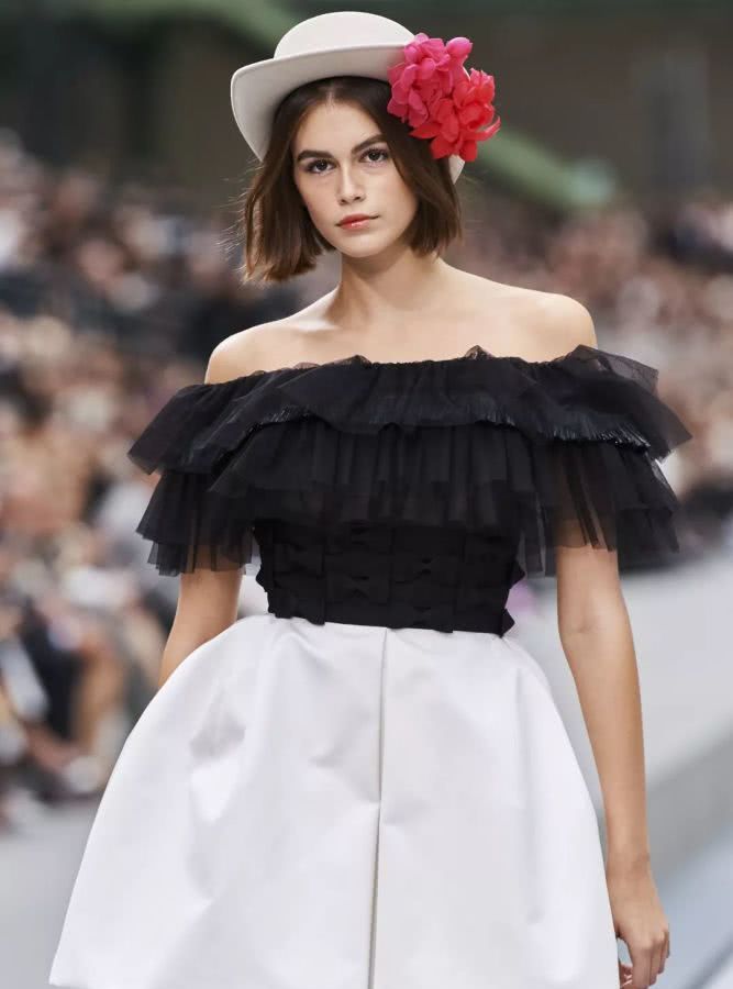 追了《爱的迫降》这么久,我终于看到一只想买的包了