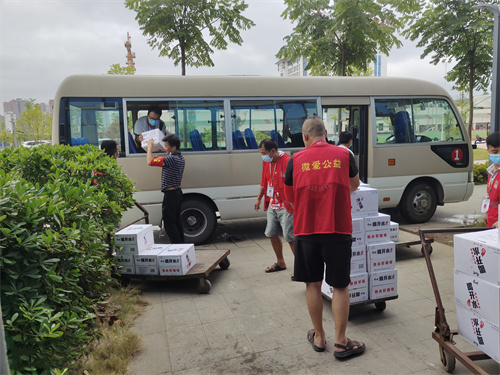 疫情防控一线方舱志愿者事迹,抗疫志愿者抗击疫情