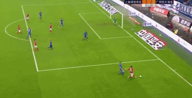 空门不进纵观足球历史,单刀空门不进集锦