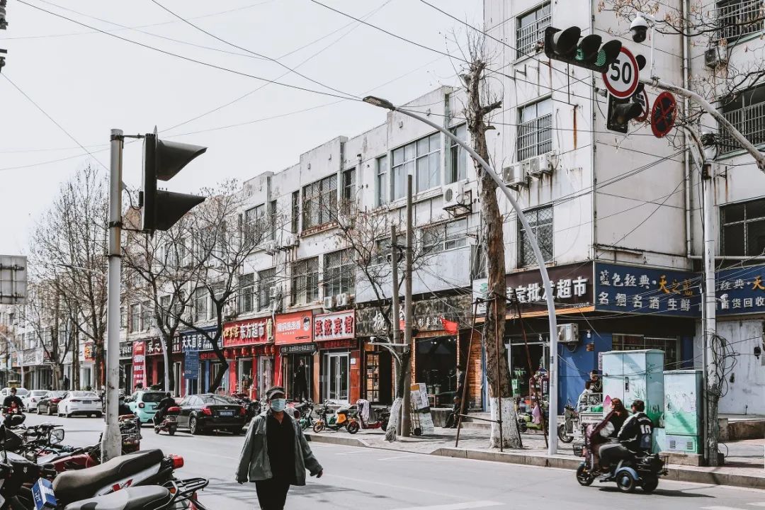 八蜡庙街涑河南街美食,八腊庙街的提拉米苏店