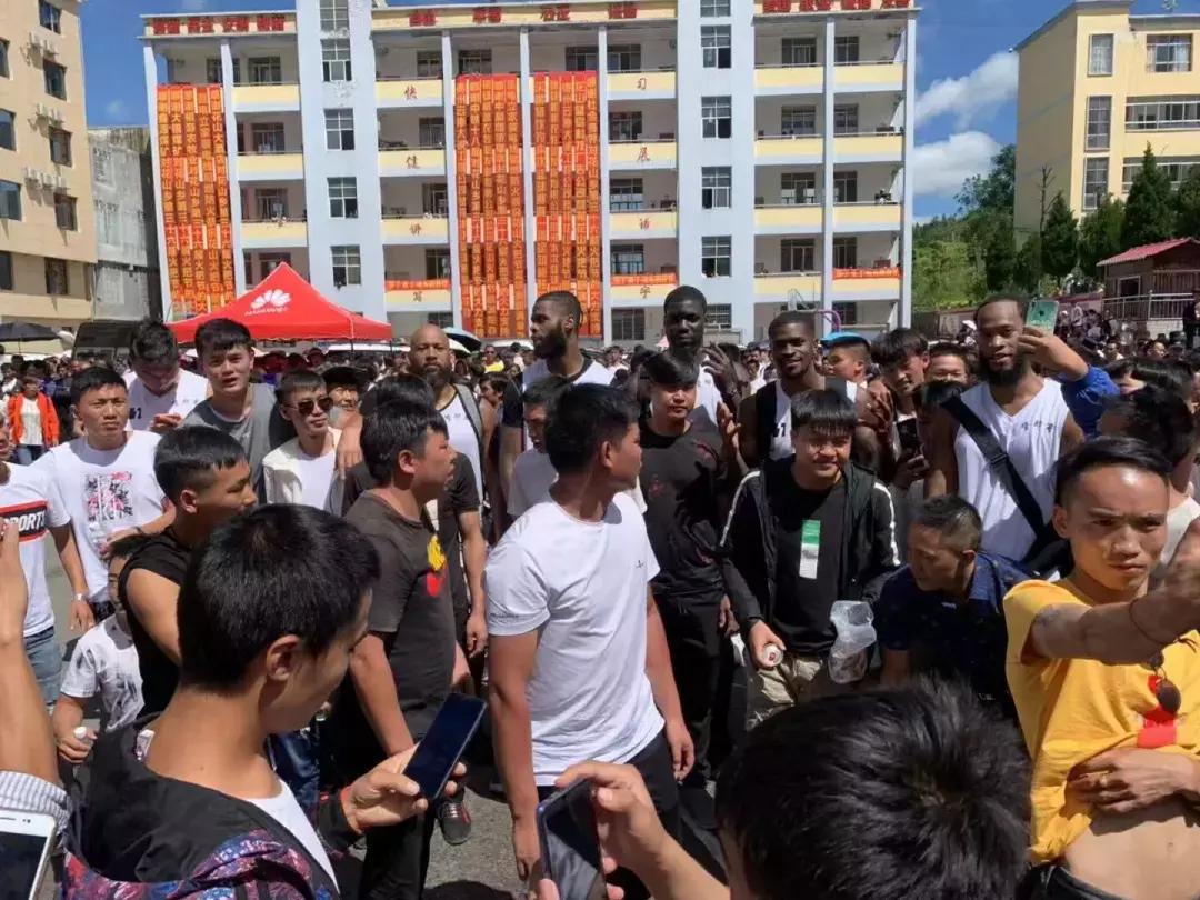 联赛“失意者”的野球江湖：在CBA6年拿5分会为老板让球