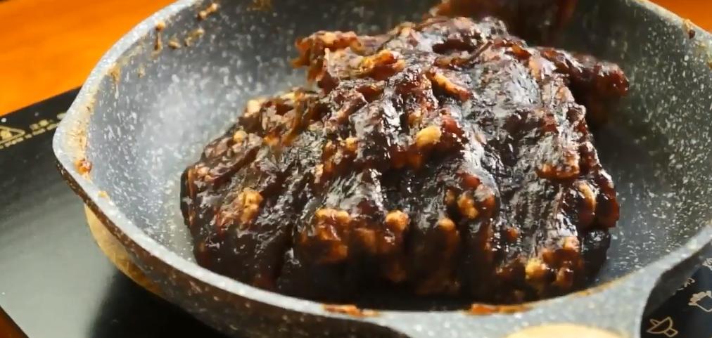 自制红枣核桃糕比阿胶糕还好吃,红枣山药核桃八珍糕