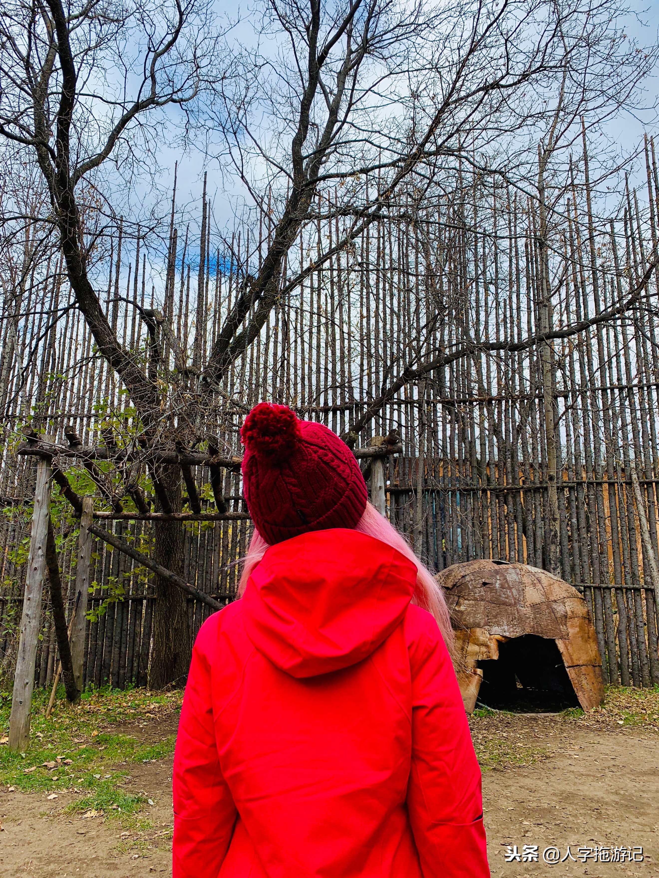 冬日极客，加拿大Wendake穿着狼爪去狼族