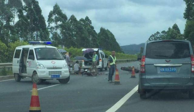 发生车祸时驾驶员应该怎么做安全,发生车祸交警会怎么处理