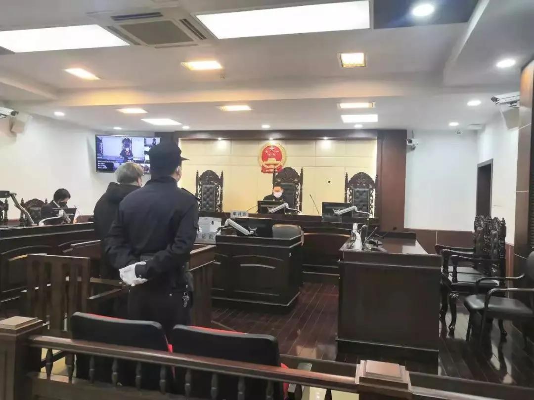 厦门捐赠口罩诈骗,谎称捐口罩骗善款