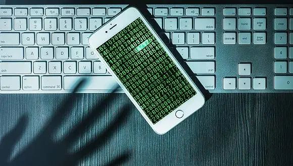 英伟达商店bug泄露用户信息;Pastebin新增功能引争议