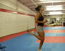 如何有效减脂降低体脂率,减体脂的高燃动作