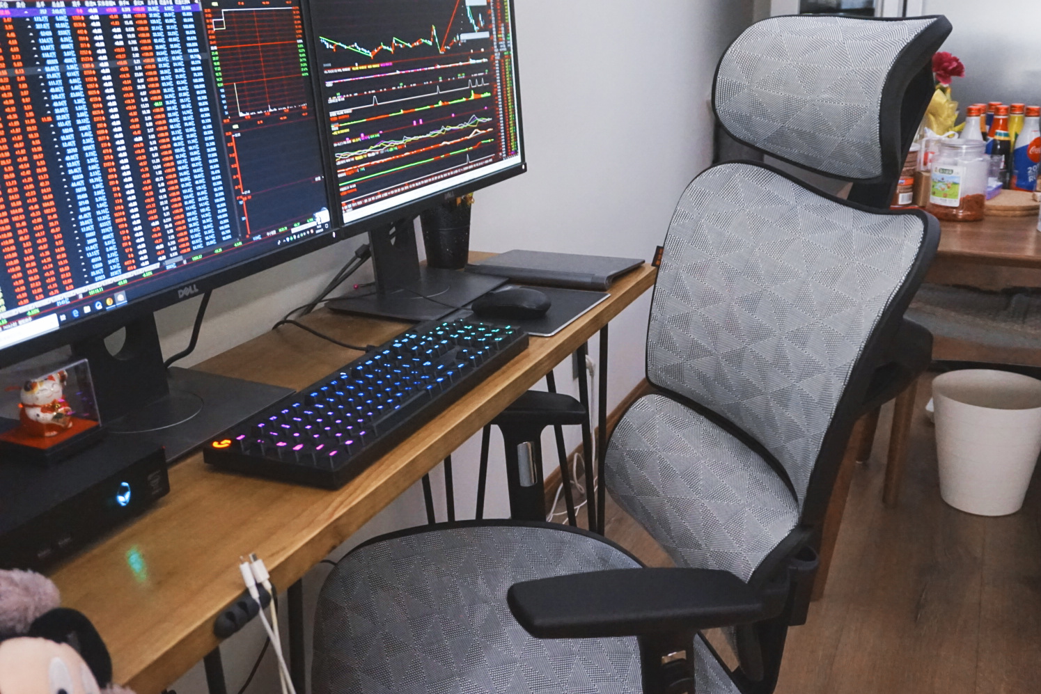 看了老罗推荐的人体工学椅我买了它——达宝利D1人体工学椅评测