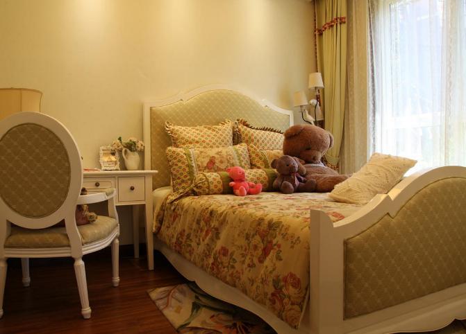 双人床买1米5还是1米8,双人床买1.6米还是1.8米的好