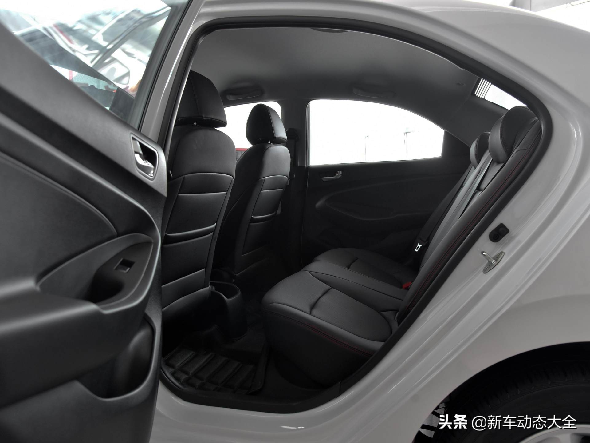 2016款瑞纳手动,瑞纳经济实用车型