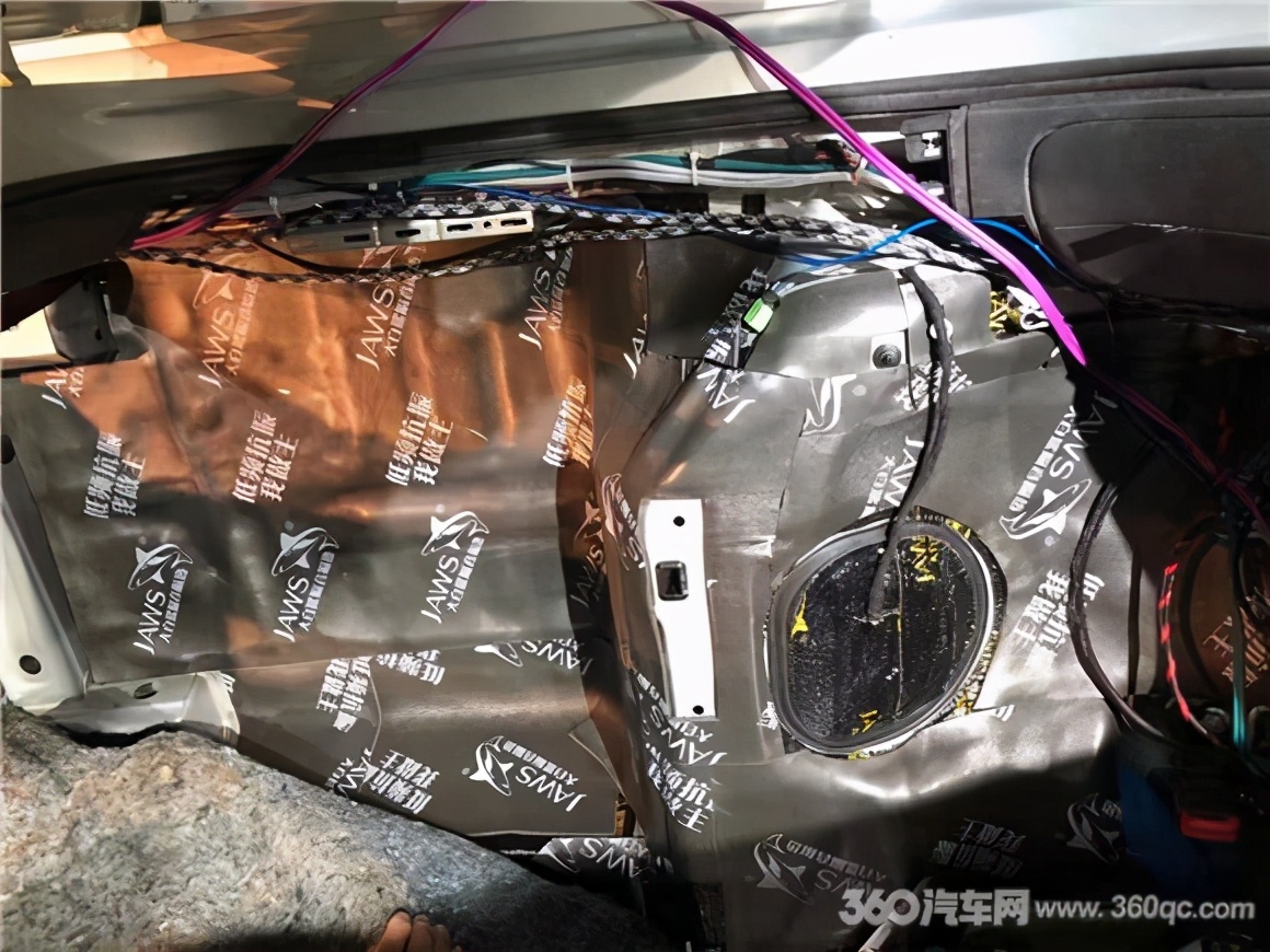 迈腾帕萨特凯美瑞隔音效果对比,迈腾330和a4l隔音效果对比