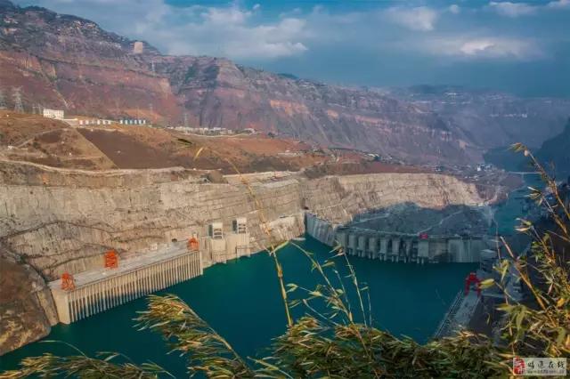 评价三峡大坝,评论三峡美景的话语