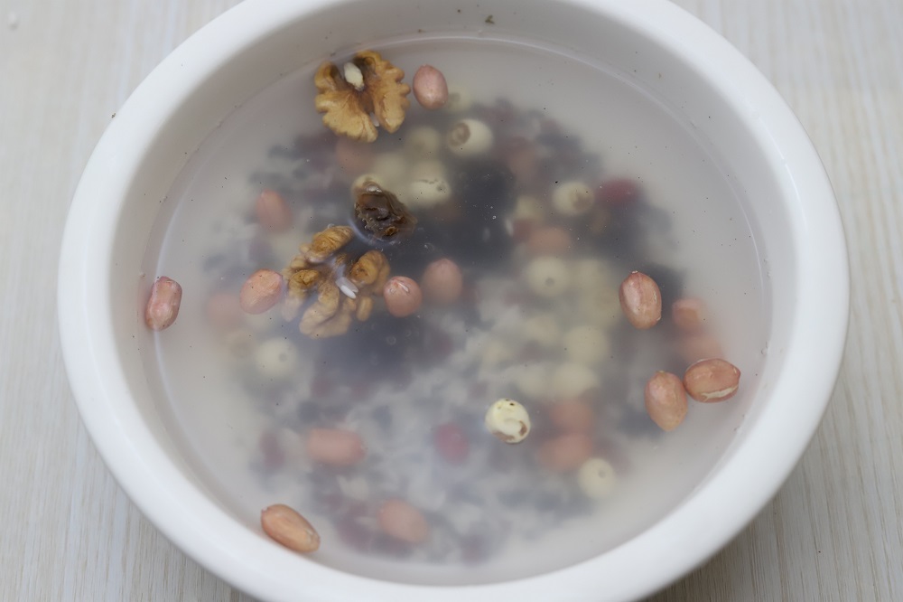 八宝粥粘锅怎么办,为什么饭店的八宝粥特别粘