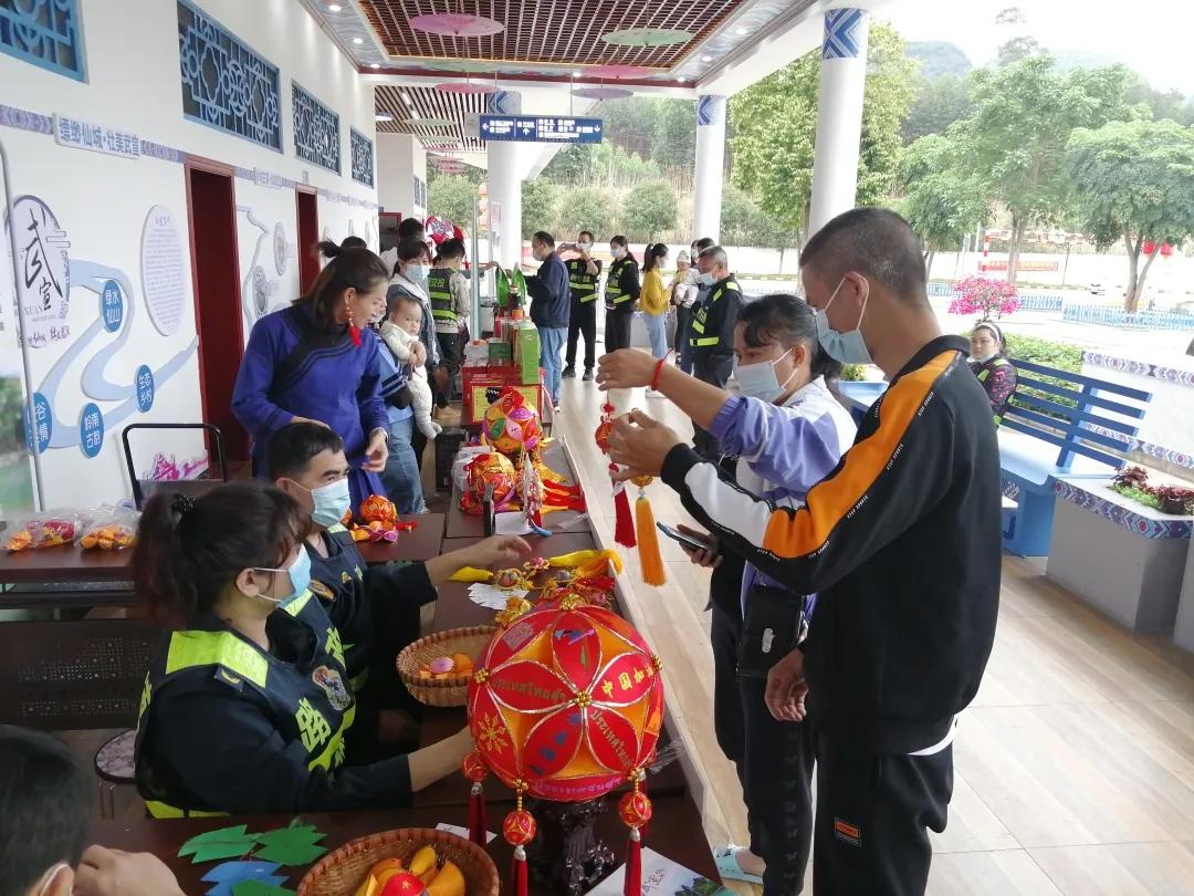 广西交通人快来感受民族文化