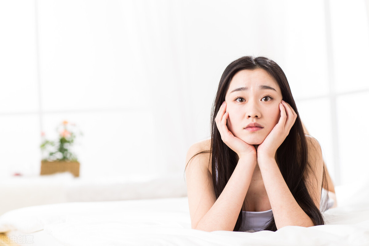 整天呆着不敢出门是什么病,白天不出门只有晚上出门是什么病