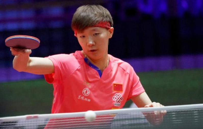 王曼昱打球许昕解说,王曼昱许昕比赛视频