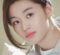 涂口红时的小尴尬,涂口红时易犯的小错误