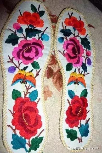 鞋垫上的刺绣艺术欣赏,鞋垫刺绣怎么刺绣熊猫嘴巴