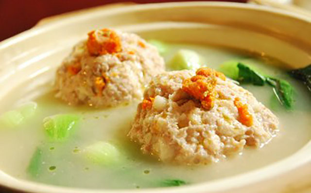 扬州蟹粉狮子头在哪吃,扬州蟹粉狮子头的正宗做法