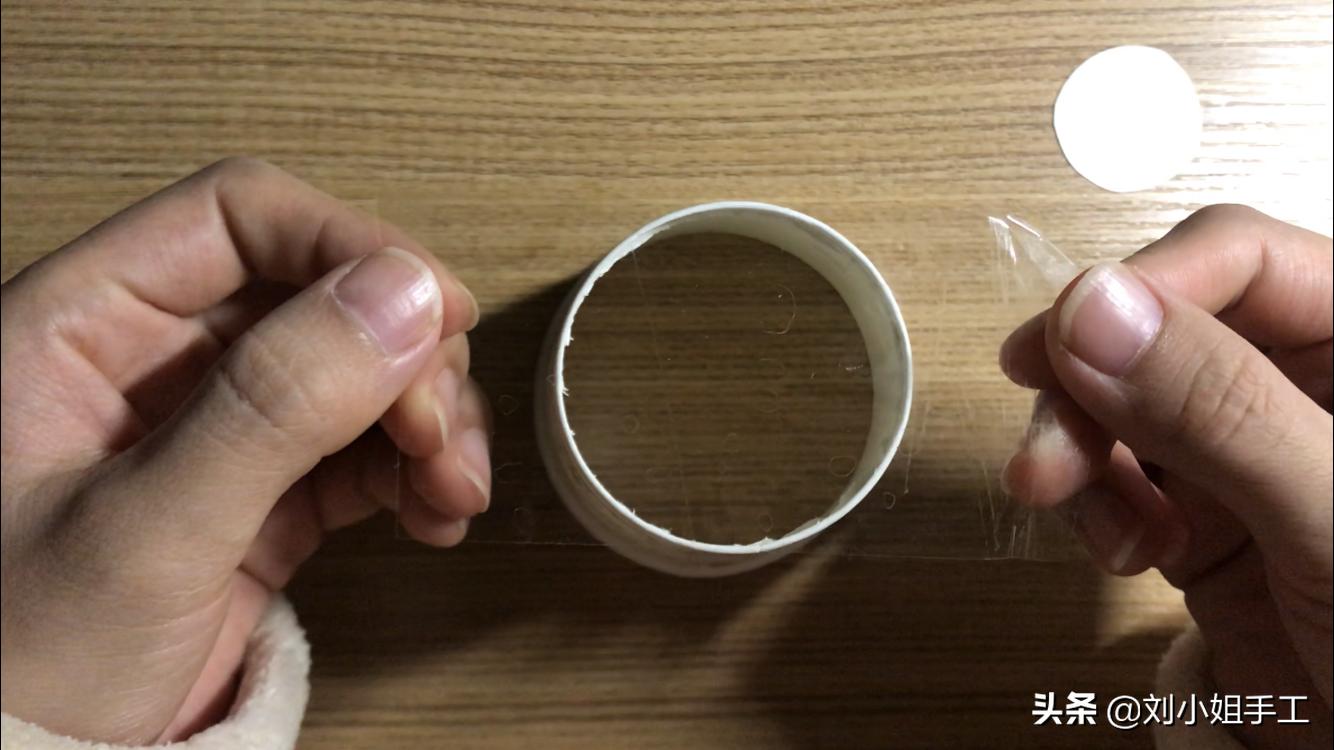 纸杯投影仪自制玩具玩法,纸杯投影玩具怎么制作教程