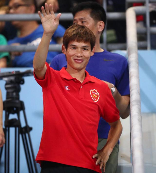 恒大足球老队员,恒大退役总结视频