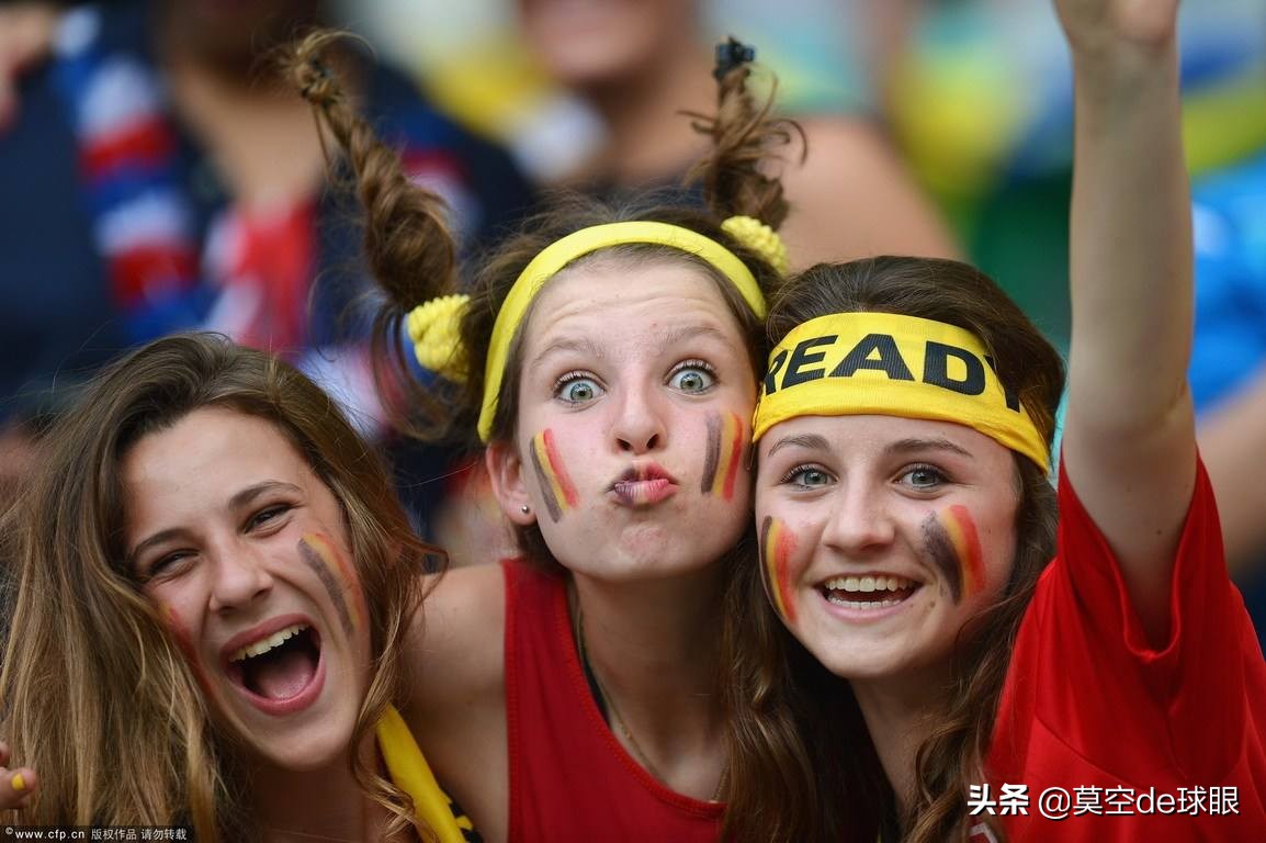 热爱足球的姐妹们最帅气,迟到的说一声,祝所有女球迷节日快乐!