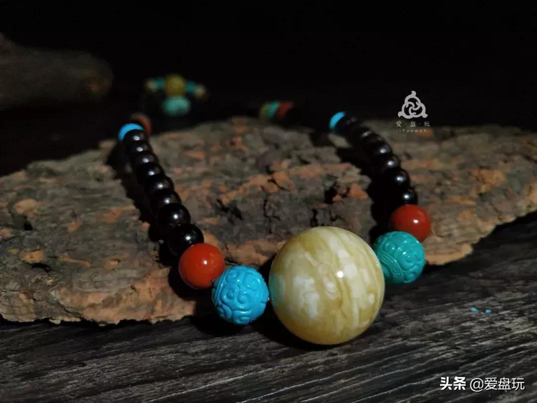 男士锁骨链搭配图片,锁骨链搭配什么衣服