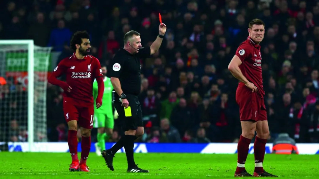 骂裁判的人,骂裁判会怎样