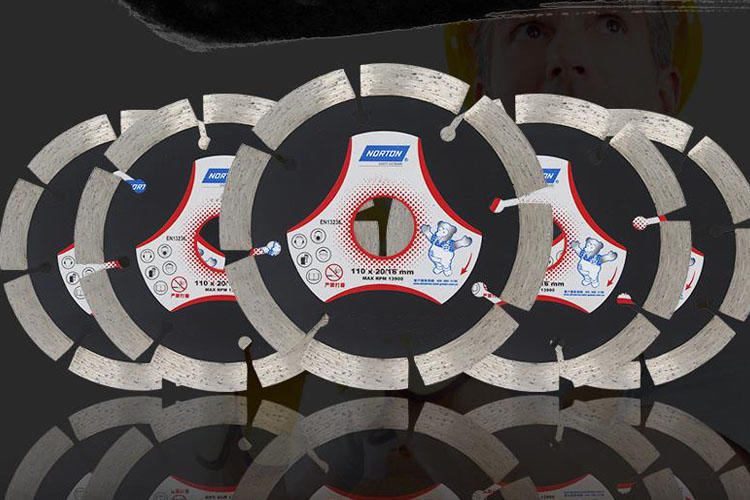 “锯”绝伐木累！其实只要四步就能挑选出来一把完美的电圆锯