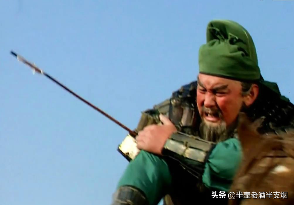 黄忠这么勇猛为什么晚年才出名,黄忠年轻时为何不出名