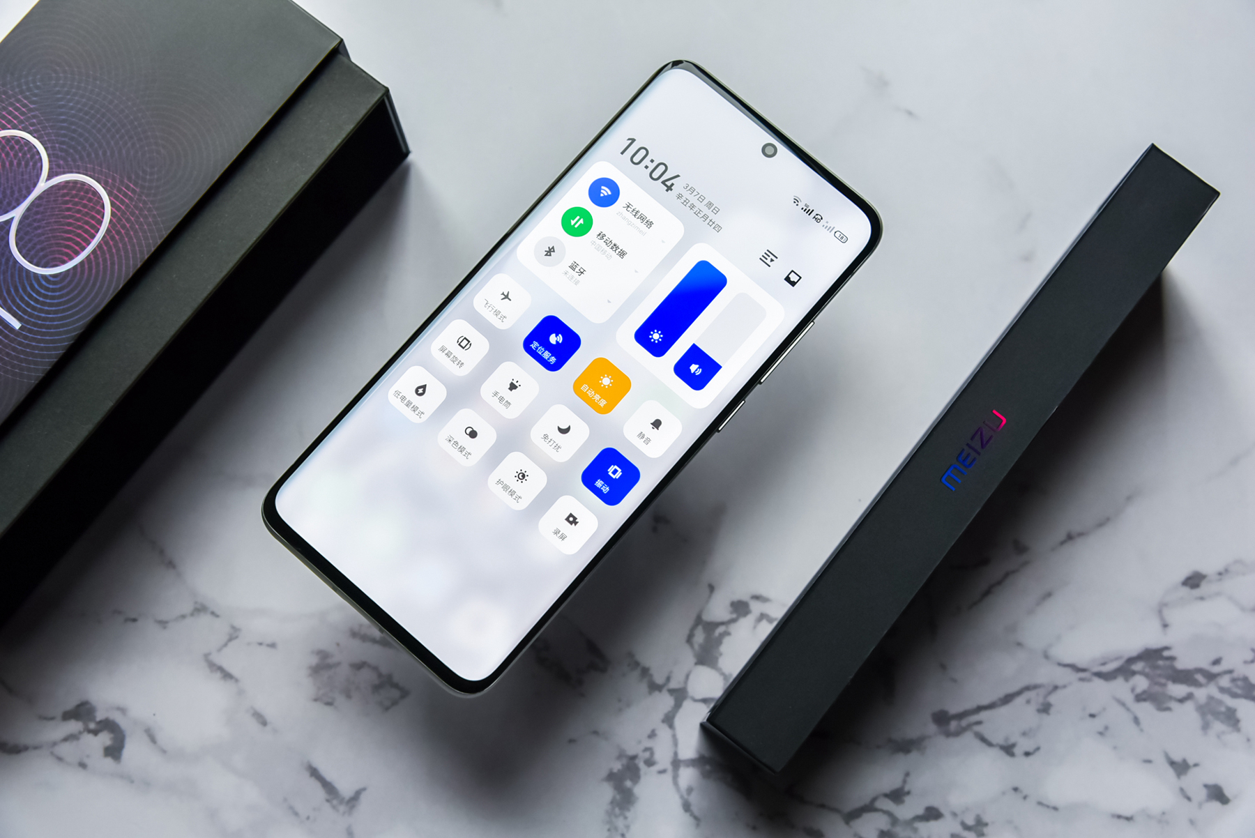 为什么魅族18要称之为小屏旗舰,魅族最后的小屏旗舰魅族18s