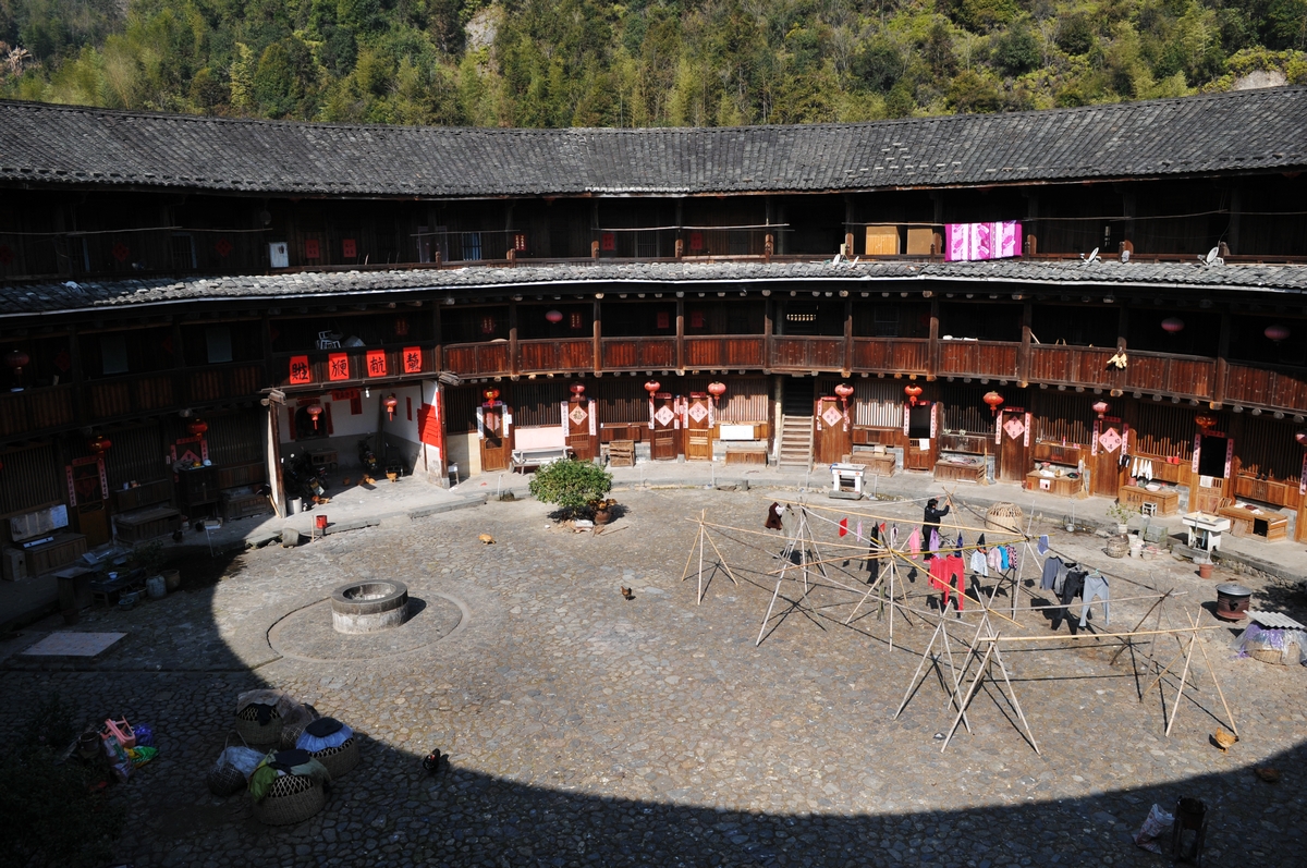 福建奇特的建筑铁宅,福建最奇观的民居老宅回忆