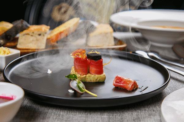 万元抽奖!送戴森卷发棒+TF口红!这家花园西餐厅让我开始嫌弃男友!