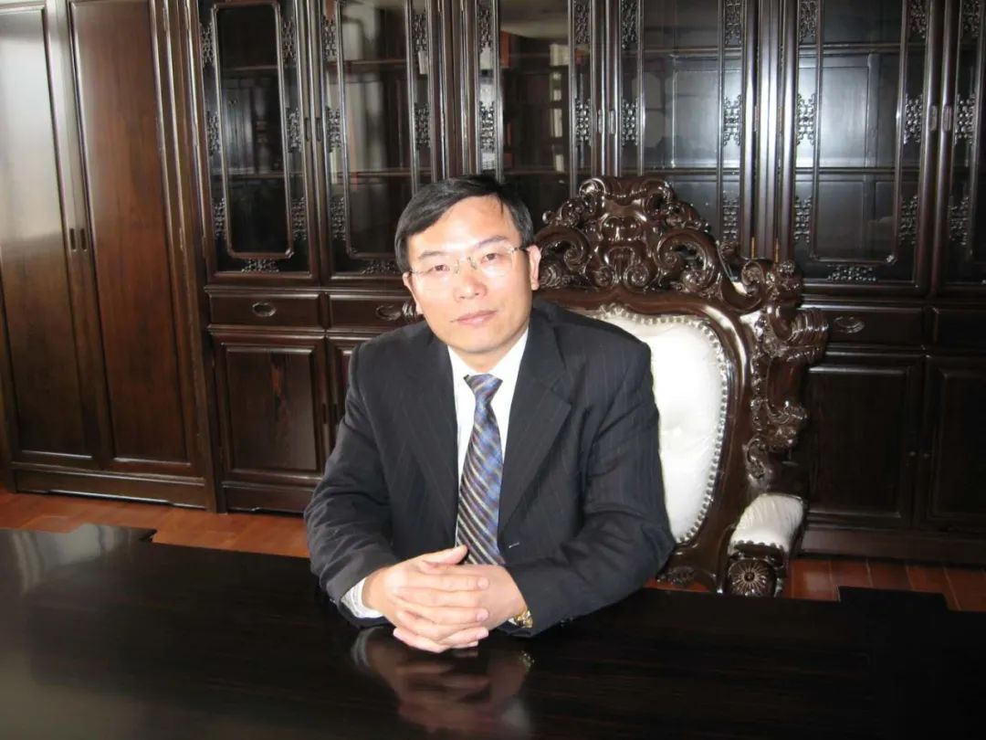 甬商风采|黄金德：村办企业到化纤标杆的蜕变之路