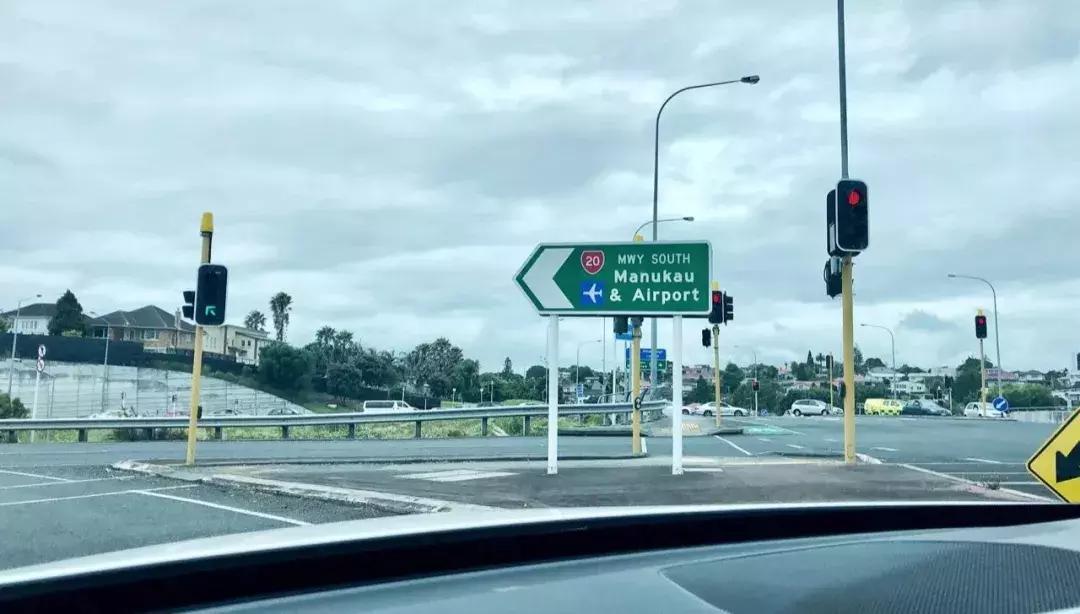 比国内油价还高三四块！这地方奔驰不如日系车受欢迎！