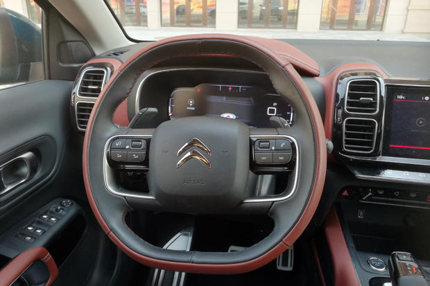 雪铁龙魔毯是哪一款车,雪铁龙魔毯悬挂的车