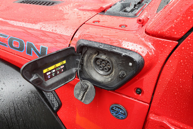 jeep牧马人4xe介绍,jeep牧马人4xe容易掉价吗