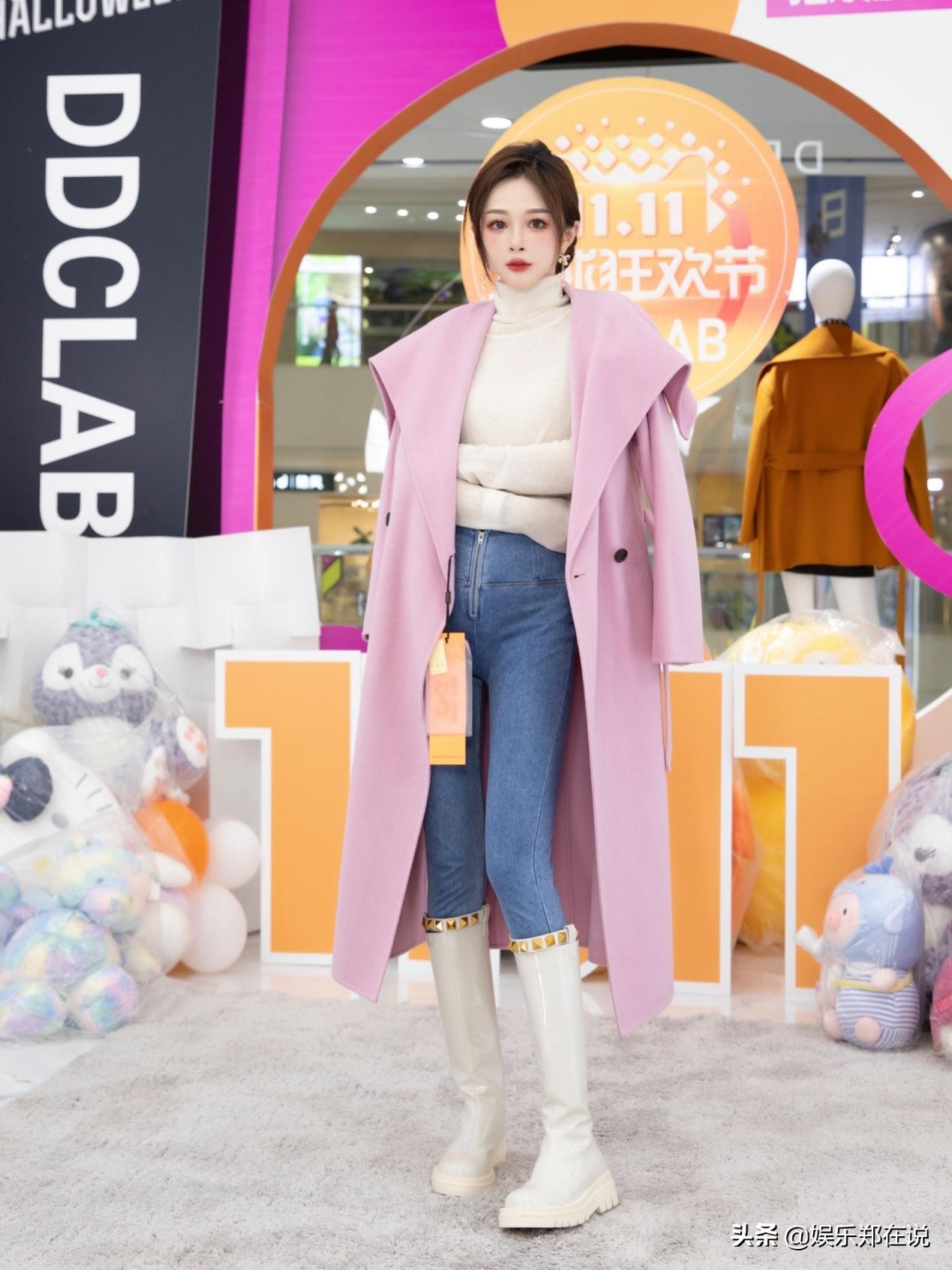 她是天猫服饰一姐,单场直播带货超2000万,粉丝叫她换装狂人