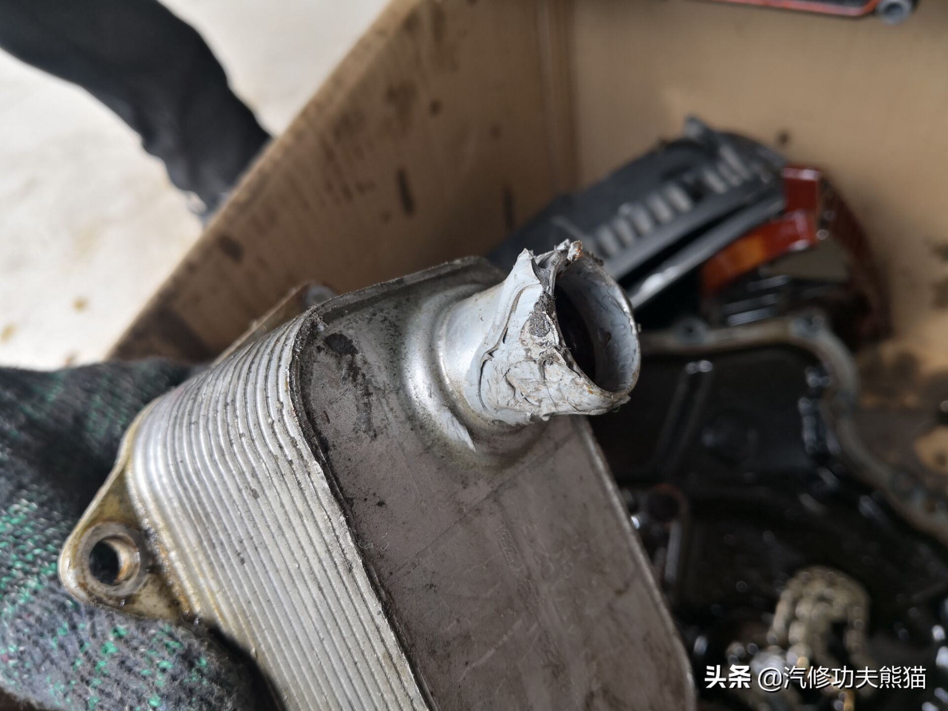 新款大众途观漏油,大众途观烧机油免拆多少钱