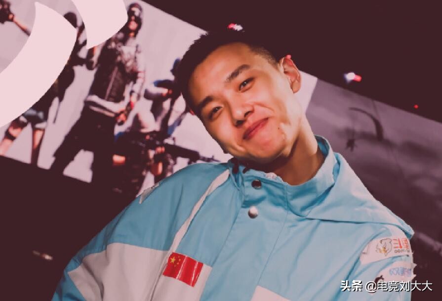 4AM战队季后赛临阵换将,黑潮替换龙太子,*用御**背锅位来了