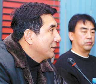 郑智英超夺冠视频,郑智中国足球赛前动态