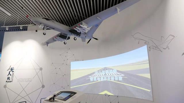 珠海航展中心歼20表演,珠海航展歼10模型