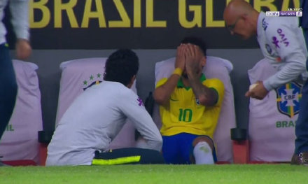 内马尔韧带断裂康复训练,内马尔脚踝韧带断裂视频