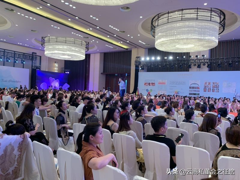 燕鹏飞老师受邀出席私董会学员企业融成集团新品发布会