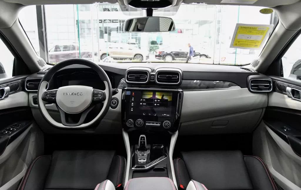 手持16万这3台年轻运动suv选哪个,主打年轻运动的豪华suv