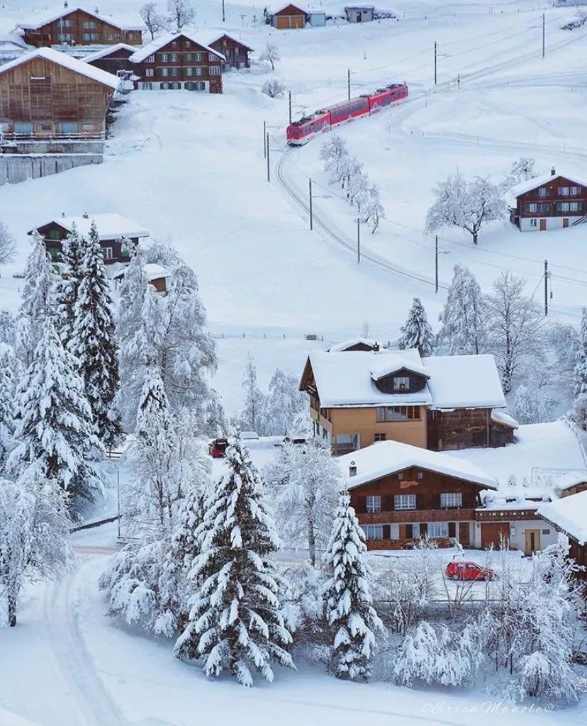 因为太美禁止拍照的小镇,世界上幸福指数爆棚的国家