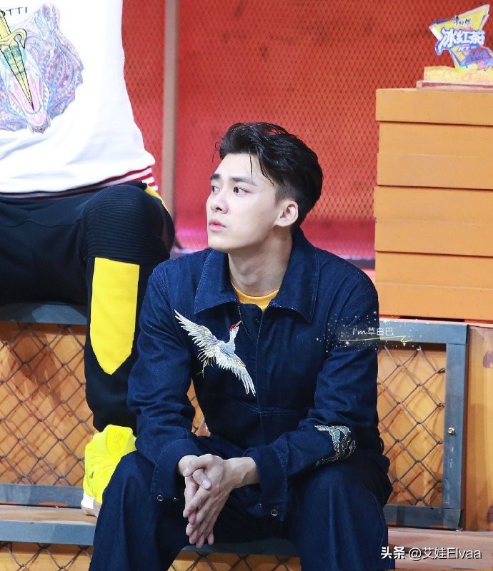 李易峰我要打篮球海报,李易峰穿搭我要打篮球