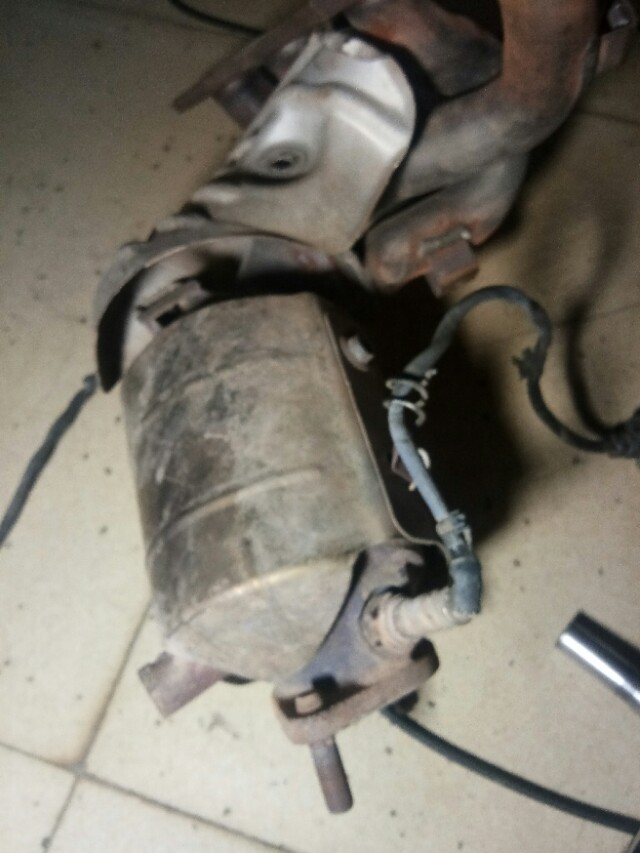 三元催化为什么会中毒,三元催化器硫中毒怎么处理